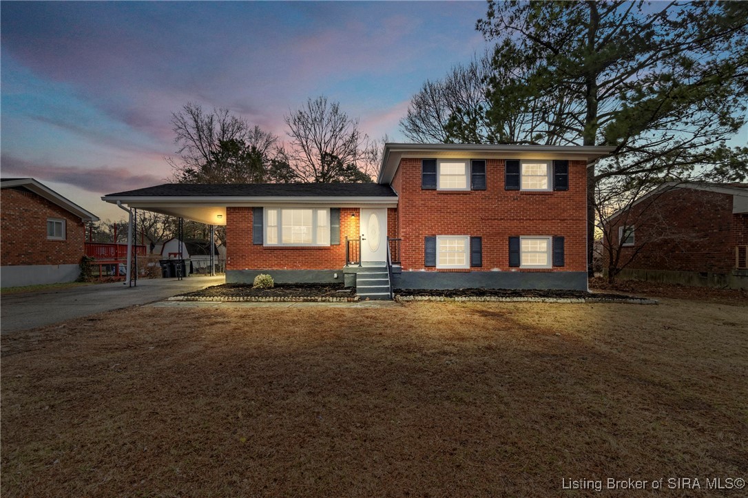 3136 Middle Road Jeffersonville, IN 47130 - Photo 2 of 40