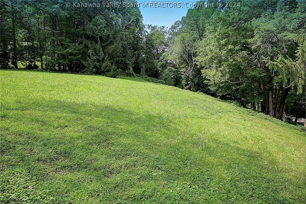 7 Bougemont Road Charleston, WV 25314 - Photo 1 of 1 Gallery Image 1
