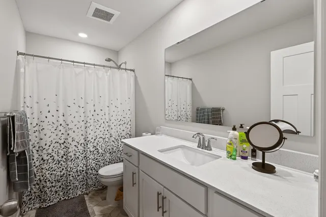 $370,000 | 1935 Prospect Lane, Carver, MN 55315