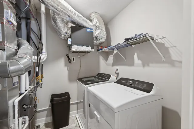 $370,000 | 1935 Prospect Lane, Carver, MN 55315