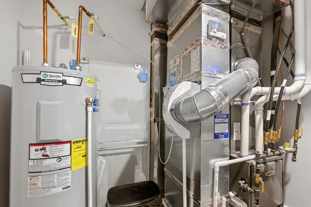 $370,000 | 1935 Prospect Lane, Carver, MN 55315