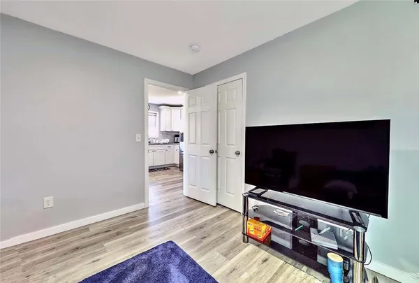 $833 | 119 Bowdoin Street, Unit 2, Providence, RI 02909