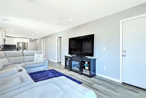 $833 | 119 Bowdoin Street, Unit 2, Providence, RI 02909