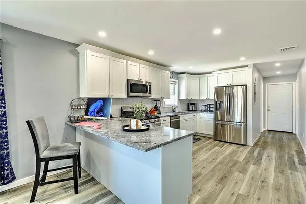 $833 | 119 Bowdoin Street, Unit 2, Providence, RI 02909