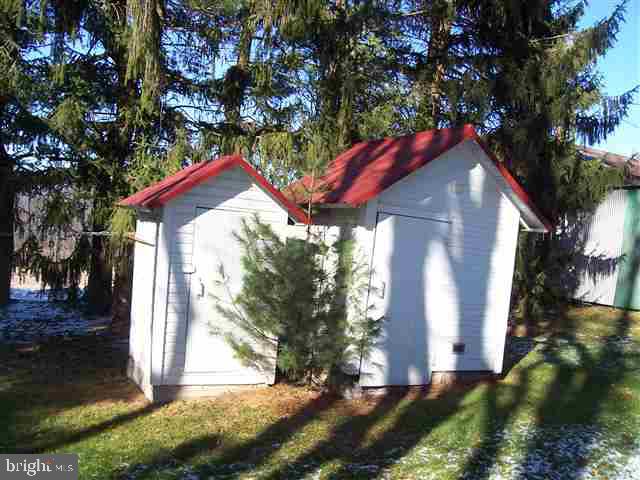 6512 Middle Ridge Road Newport, PA 17074 - Photo 5 of 12 Gallery Image 5
