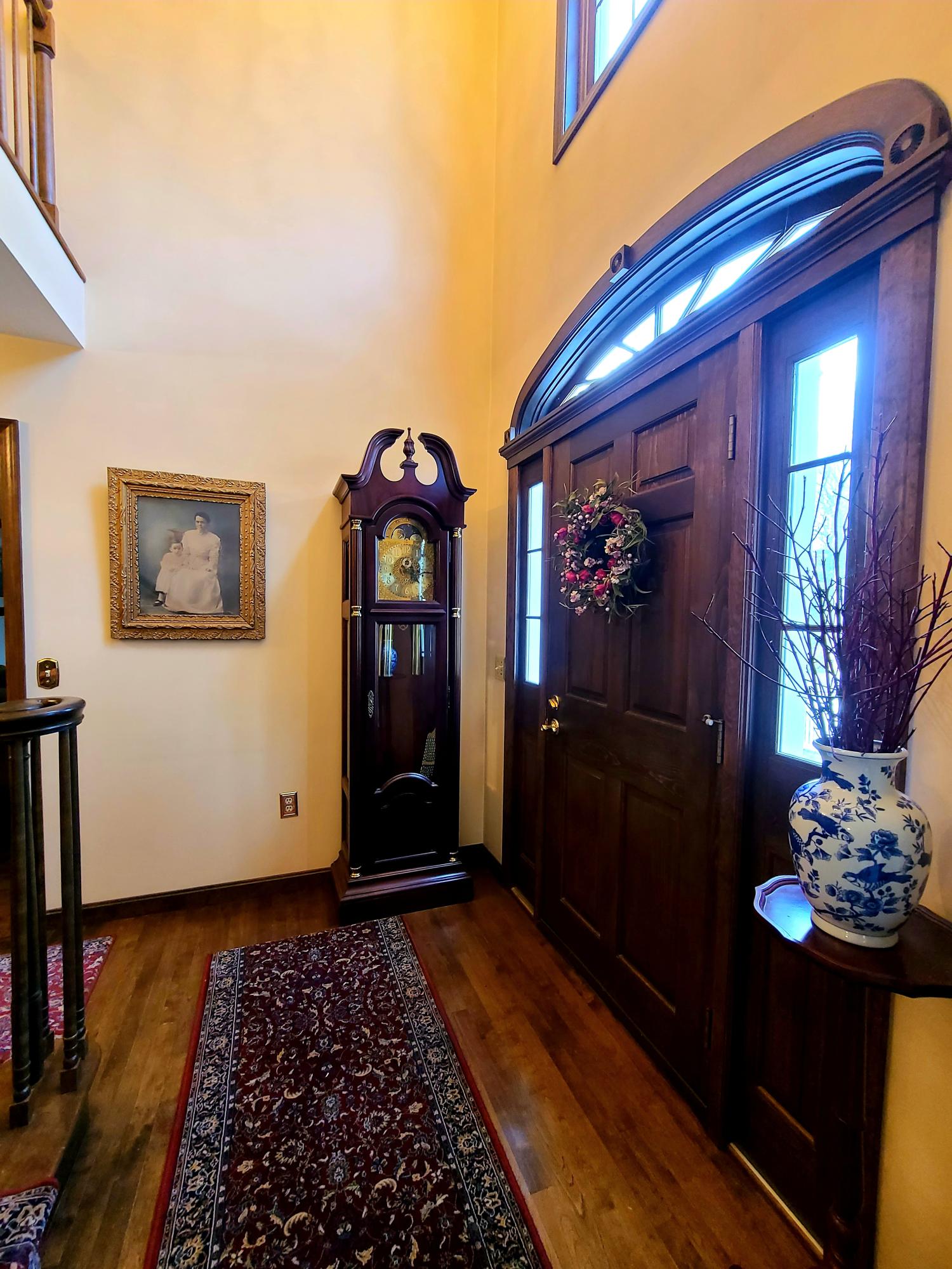 30 Silver Ridge Road Bangor, ME 04401 - Photo 15 of 102 VZ Foyer