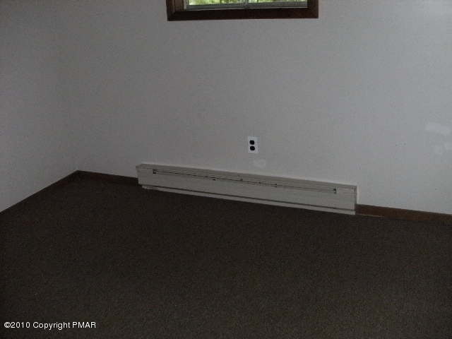 879 Ridge Road Gouldsboro, PA 18424 - Photo 7 of 7 Bedroom
