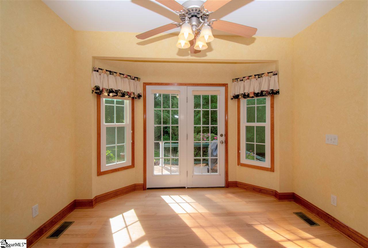 3900 Turnberry Loop Seneca, SC 29678 - Photo 10 of 35 Gallery Image 10