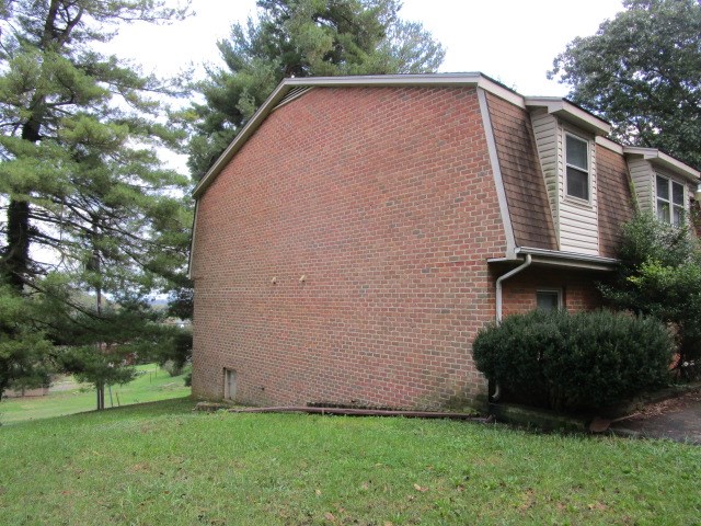 50 Woodlee Road Staunton, VA 24401 - Photo 2 of 10 Gallery Image 2