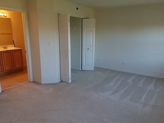 $3,395 | 4702 North Lamon Avenue, Chicago, IL 60630