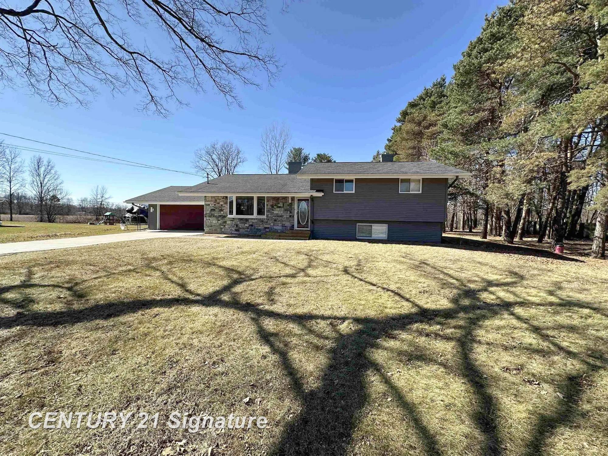 7151 Elms Road Flushing, MI 48433 - Photo 2 of 54