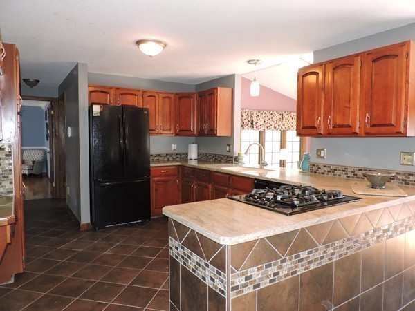 103 Waverly Road Ludlow, MA 01056 - Photo 7 of 30 Gallery Image 7