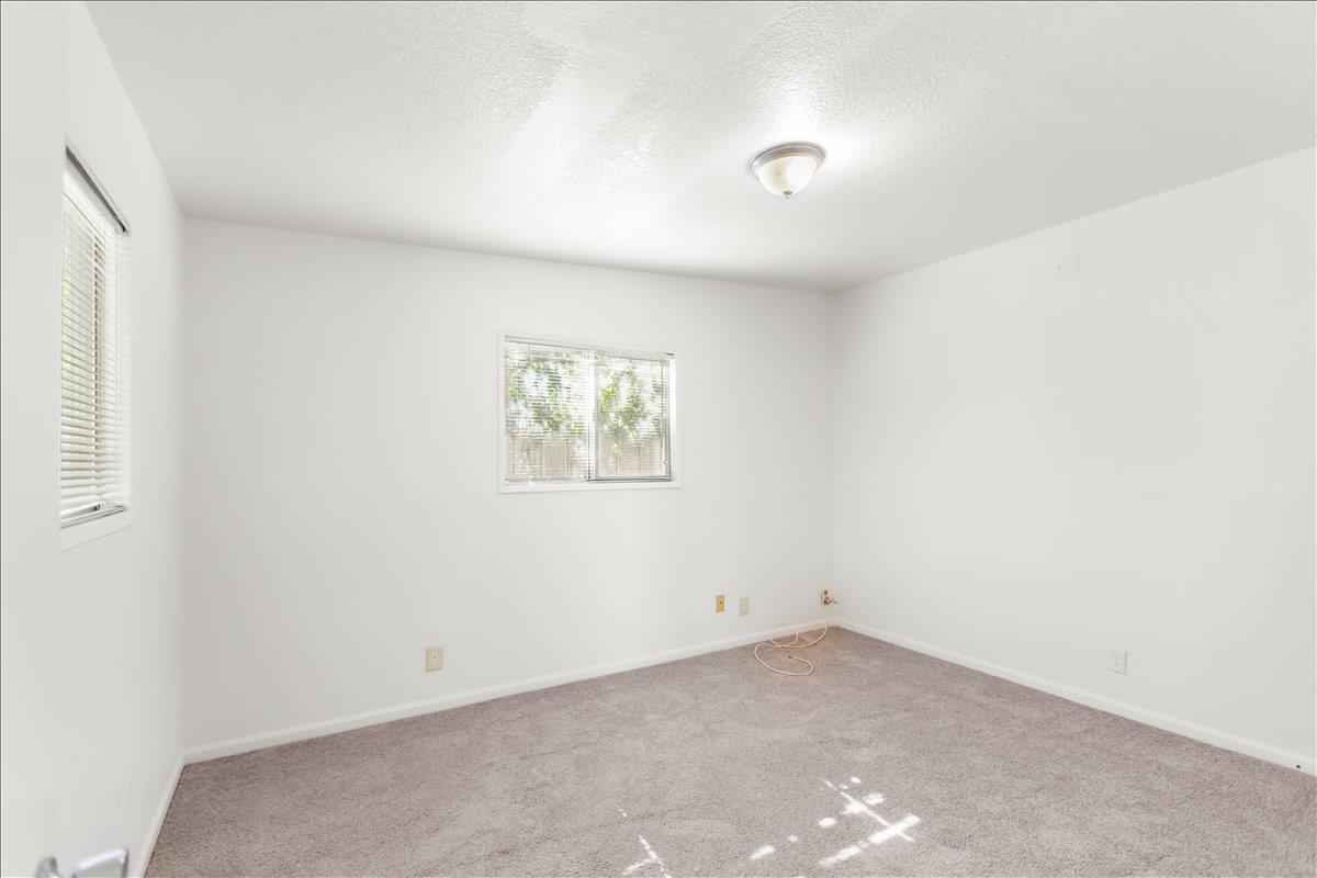 1213 Adel Street Modesto, CA 95350 - Photo 31 of 41