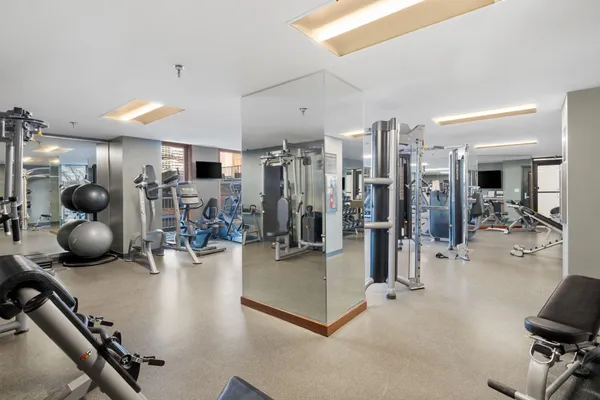 $1,995 | 433 South 7th Street, Unit 1814, Minneapolis, MN 55415