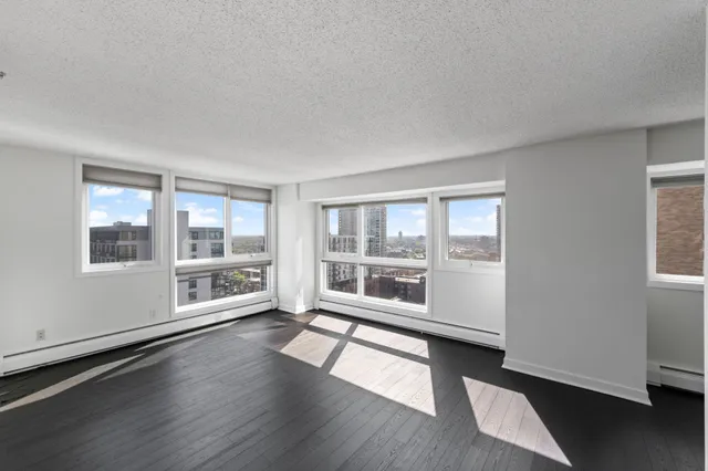 $1,995 | 433 South 7th Street, Unit 1814, Minneapolis, MN 55415