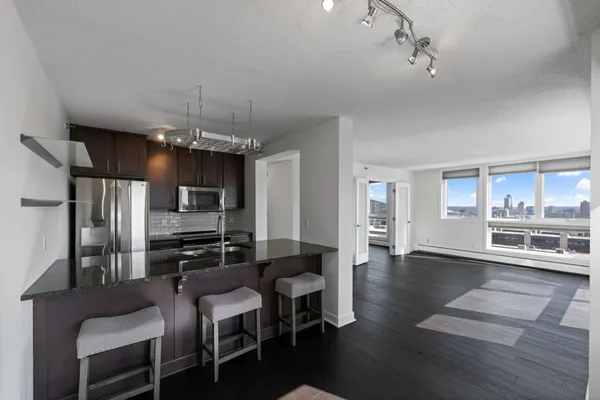 $1,995 | 433 South 7th Street, Unit 1814, Minneapolis, MN 55415