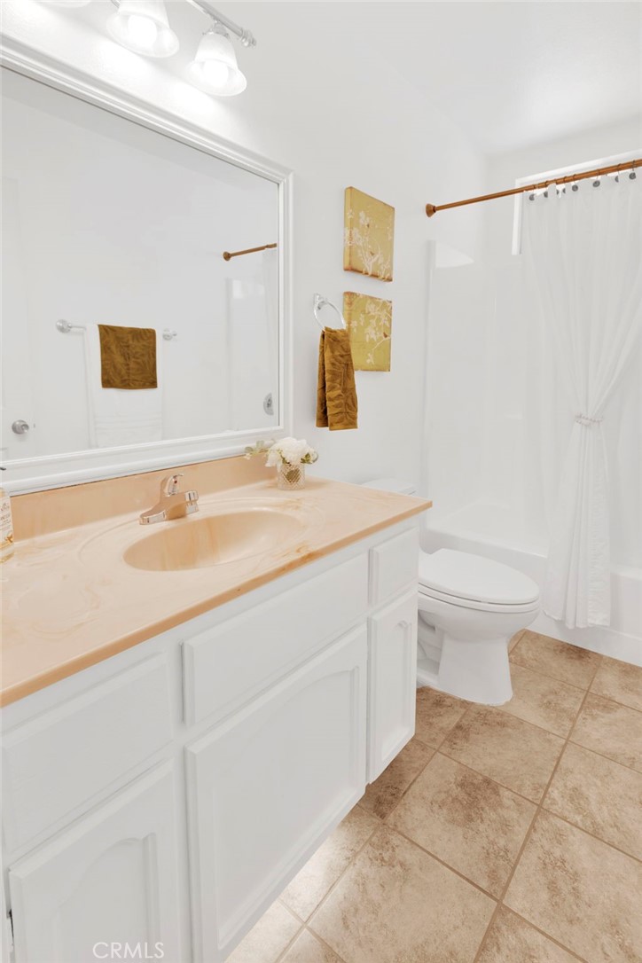 22672 El Centro Road Apple Valley, CA 92307 - Photo 15 of 42