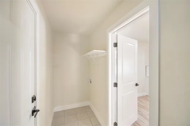 $395,000 | 1212 Willow Glen Drive, Dallas, TX 75232