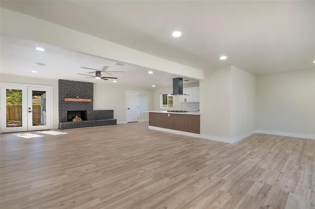 $395,000 | 1212 Willow Glen Drive, Dallas, TX 75232