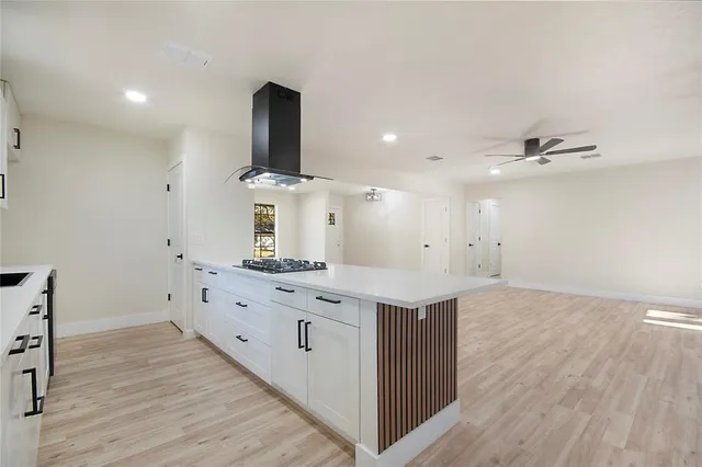 $395,000 | 1212 Willow Glen Drive, Dallas, TX 75232