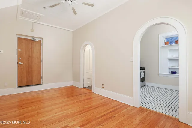 $2,600 | 30 West Front Street, Unit E, Red Bank, NJ 07701