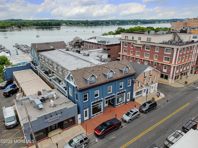 $2,600 | 30 West Front Street, Unit E, Red Bank, NJ 07701