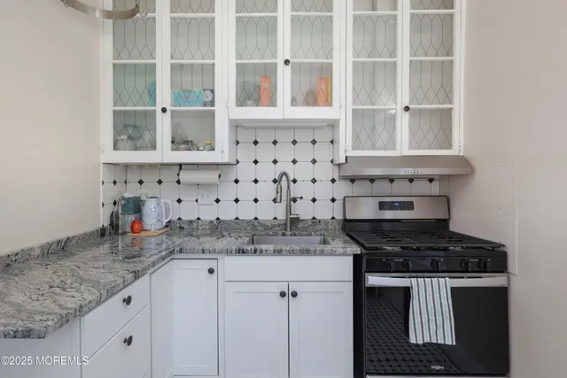 $2,600 | 30 West Front Street, Unit E, Red Bank, NJ 07701