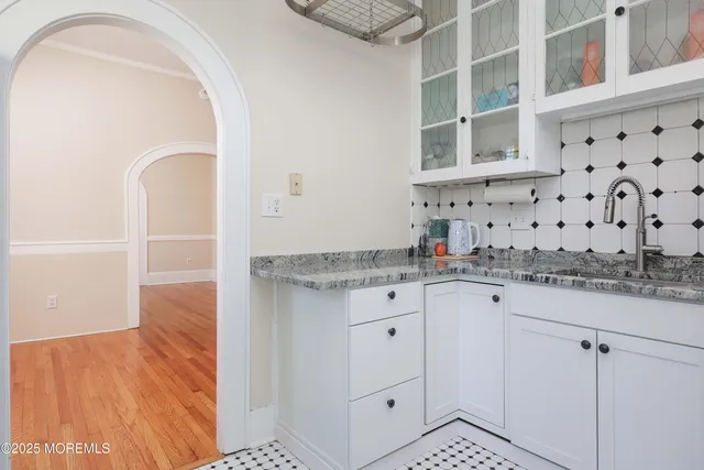 $2,600 | 30 West Front Street, Unit E, Red Bank, NJ 07701