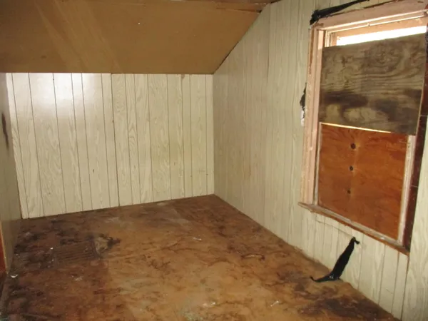 $69,000 | 1915 River Street, Jackson, MI 49202