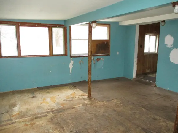 $69,000 | 1915 River Street, Jackson, MI 49202