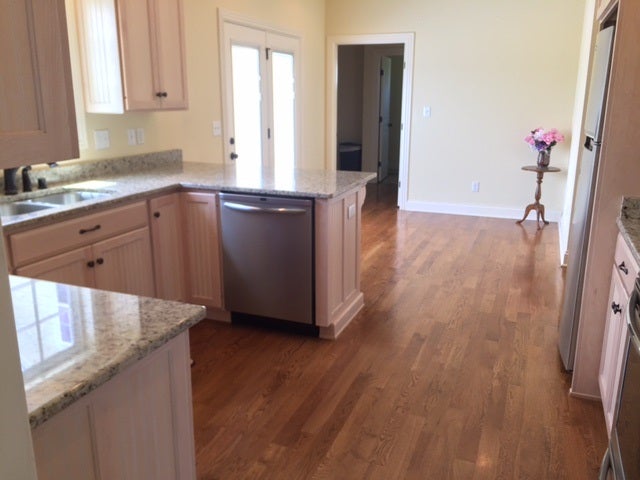 1360 Riva Ridge Avenue Bowling Green, KY 42104 - Photo 11 of 33 Gallery Image 11