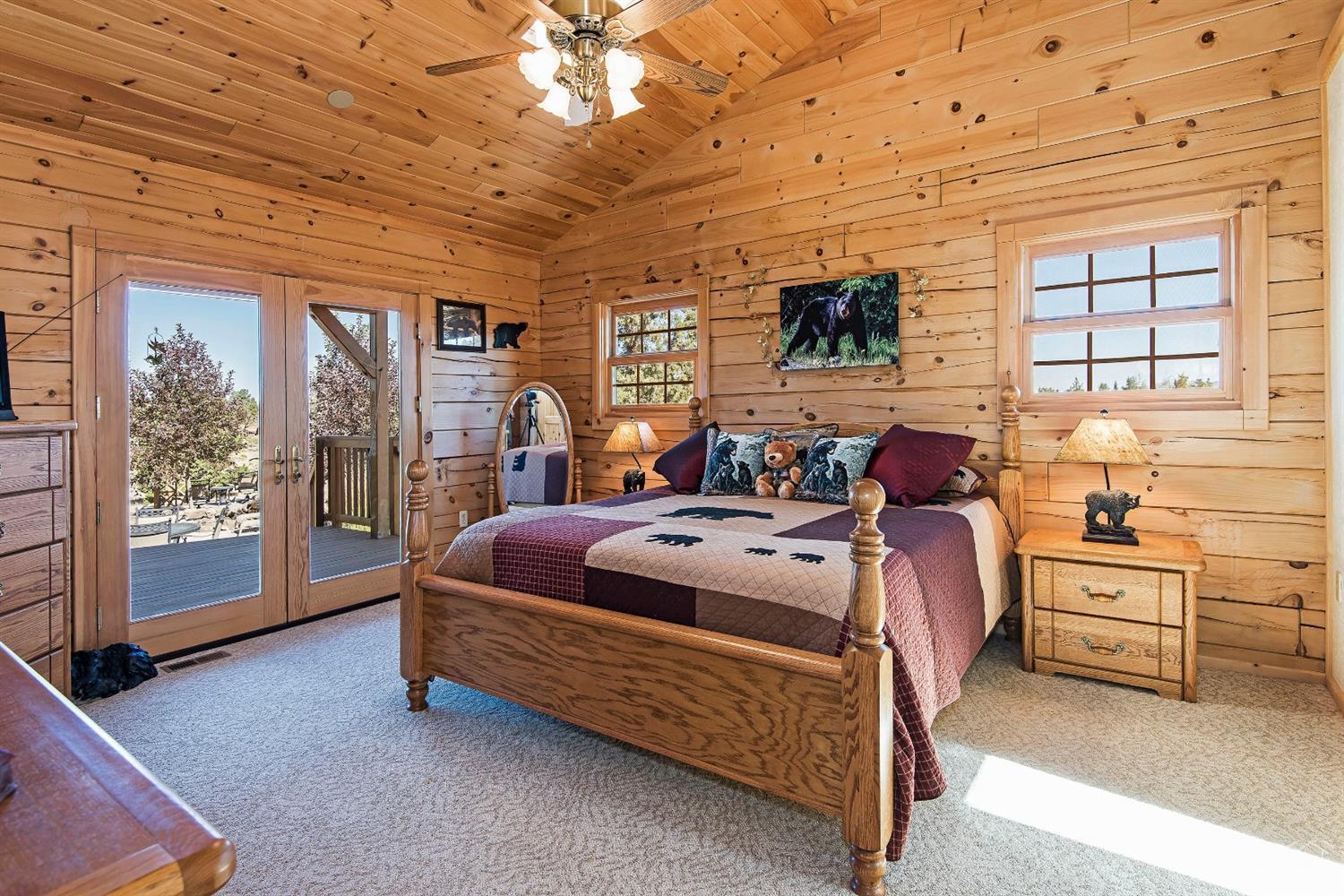 62255 Dodds Road Bend, OR 97701 - Photo 11 of 25 Additional Photo