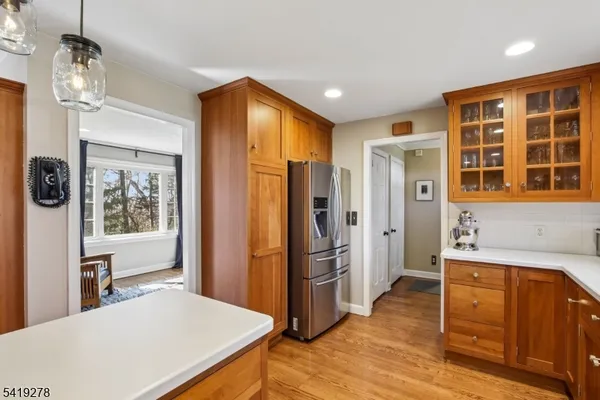 $879,000 | 70 Sycamore Avenue, Berkeley Heights, NJ 07922