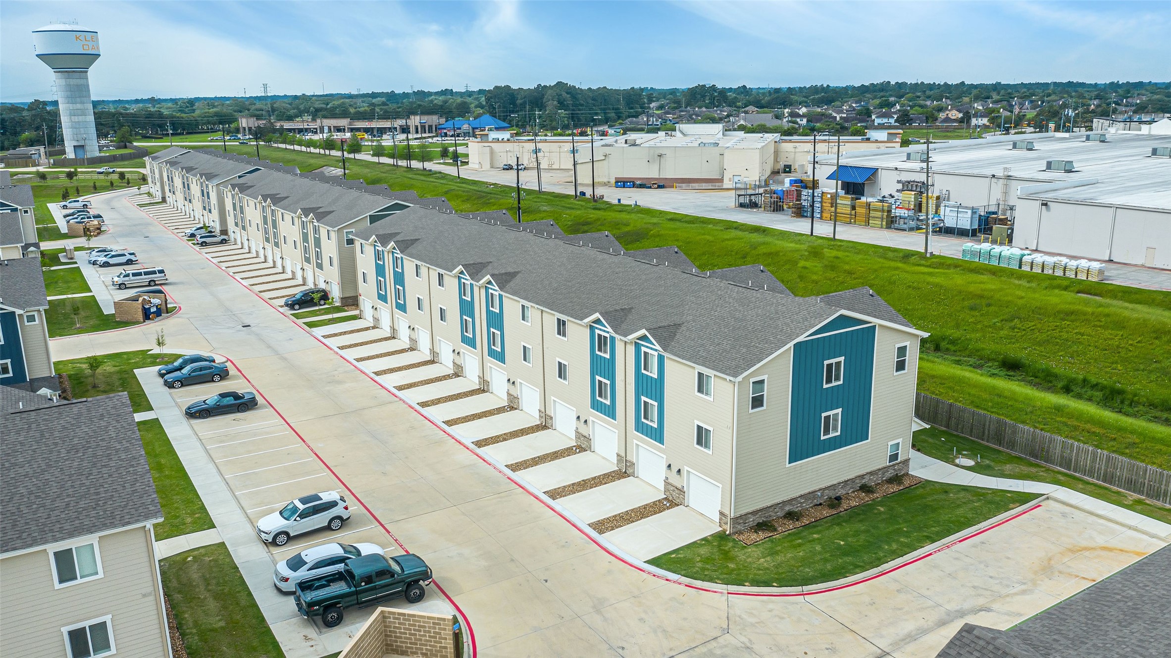 21155 Gosling Road, Unit 20A Spring, TX 77388 - Photo 32 of 37 a view of a city from a balcony
