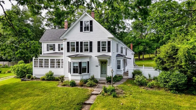 $735,000 | 65 West Main Street, Groton, MA 01450