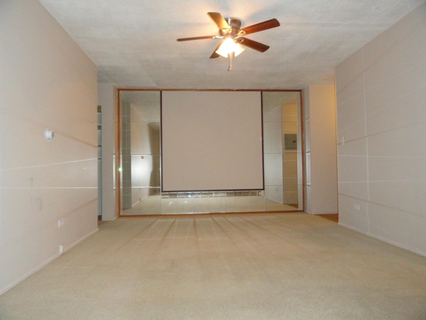 741 Elmhurst Road, Unit E Des Plaines, IL 60016 - Photo 2 of 12