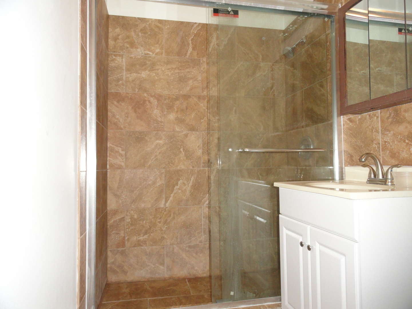 741 Elmhurst Road, Unit E Des Plaines, IL 60016 - Photo 6 of 12