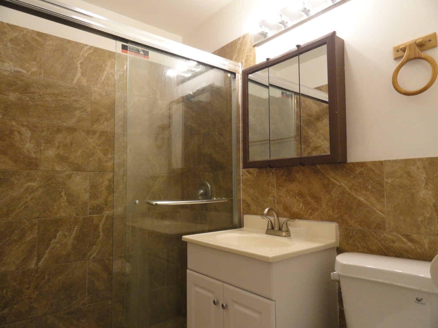 741 Elmhurst Road, Unit E Des Plaines, IL 60016 - Photo 7 of 12