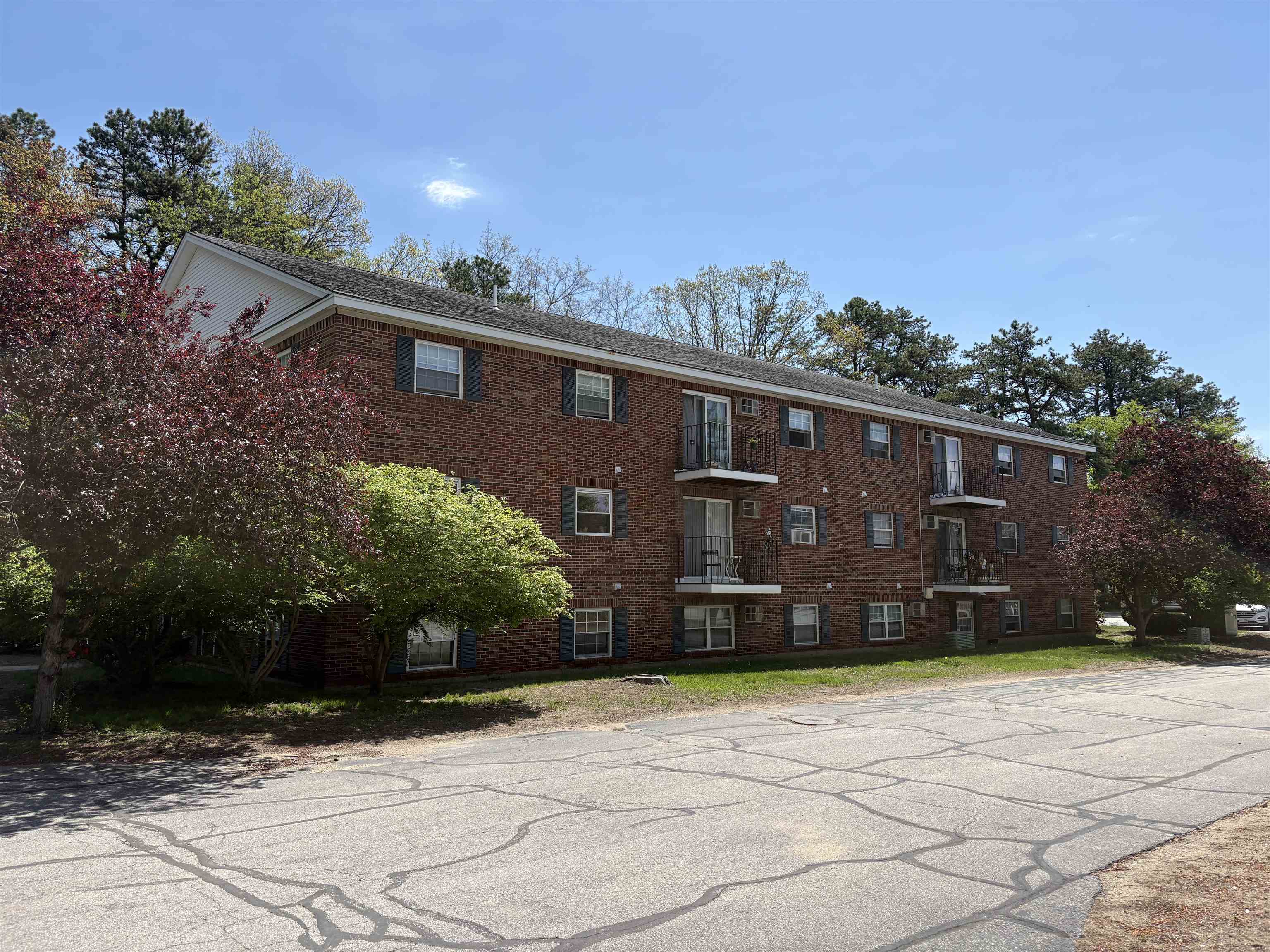 185 Loudon Road, Unit 8 Concord, NH 03301 - Photo 9 of 10
