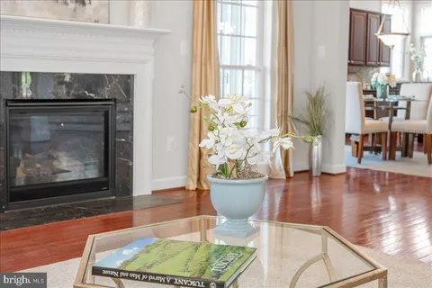 $1,525,000 | 11117 Potomac Oaks Drive, Rockville, MD 20850