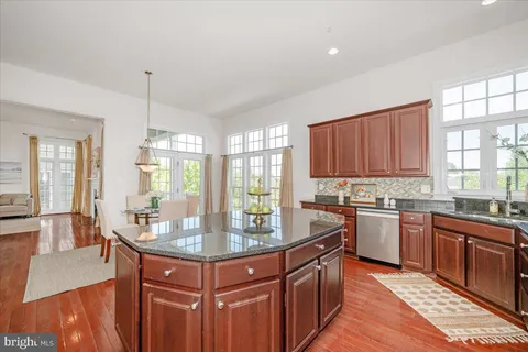 $1,525,000 | 11117 Potomac Oaks Drive, Rockville, MD 20850