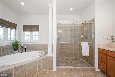 $1,525,000 | 11117 Potomac Oaks Drive, Rockville, MD 20850