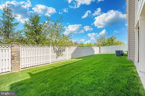 $1,525,000 | 11117 Potomac Oaks Drive, Rockville, MD 20850