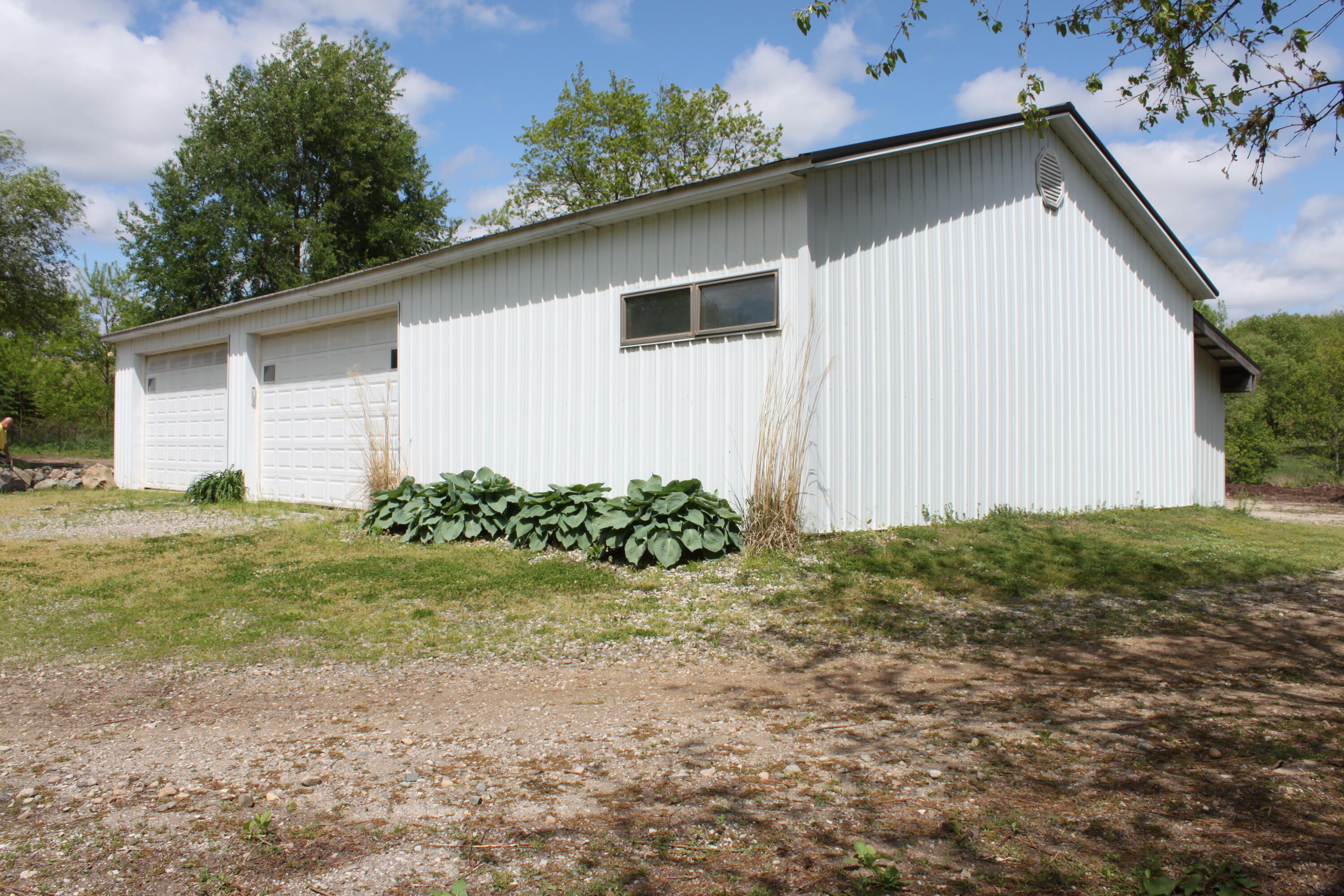 411 Block Road Coldwater, MI 49036 - Photo 3 of 65 IMG_1865
