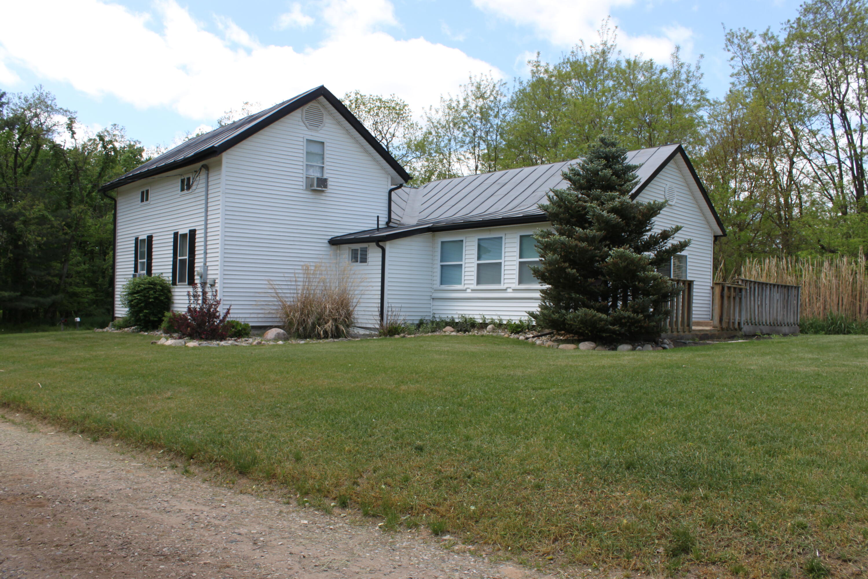 411 Block Road Coldwater, MI 49036 - Photo 57 of 65 IMG_1853