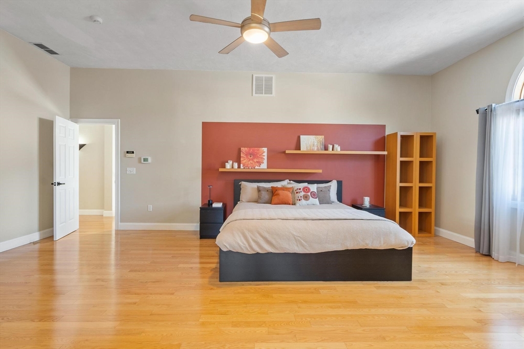 28 Stirling Street Andover, MA 01810 - Photo 19 of 42