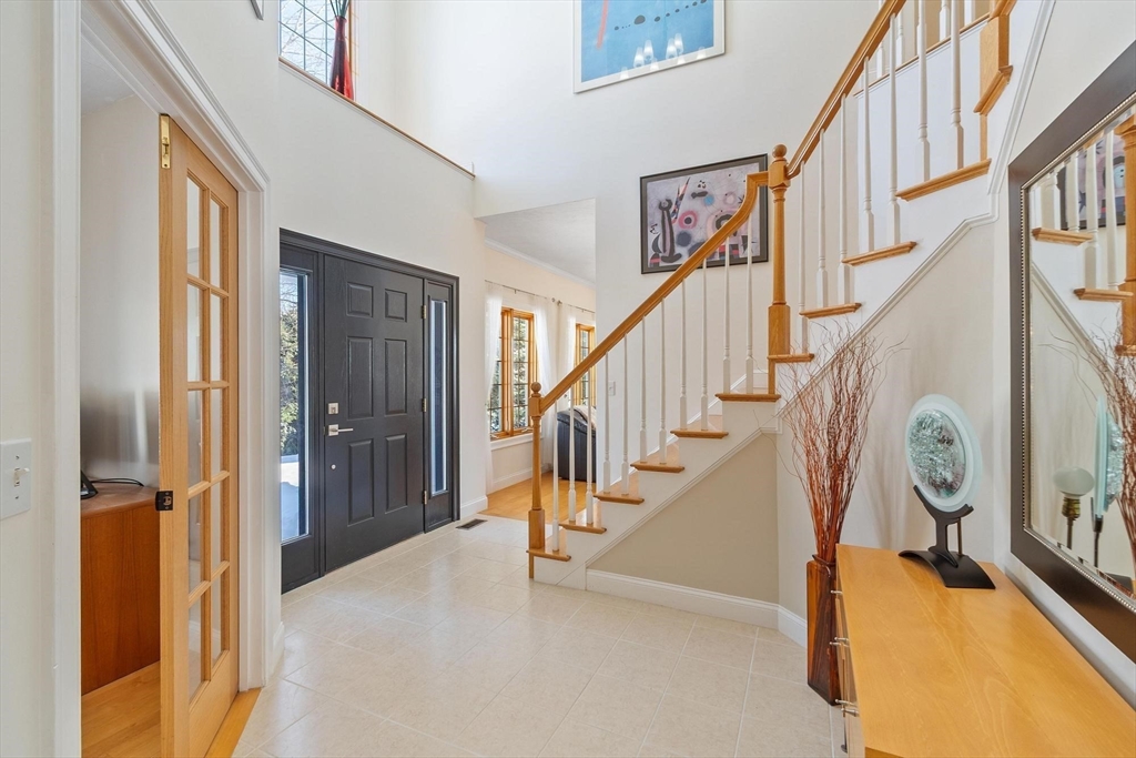 28 Stirling Street Andover, MA 01810 - Photo 2 of 42