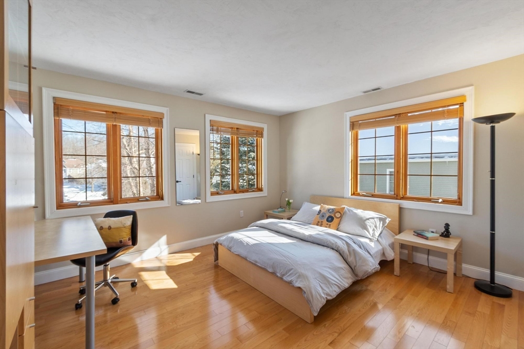 28 Stirling Street Andover, MA 01810 - Photo 32 of 42