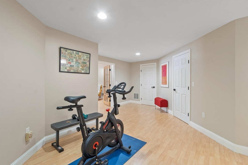 28 Stirling Street Andover, MA 01810 - Photo 33 of 42