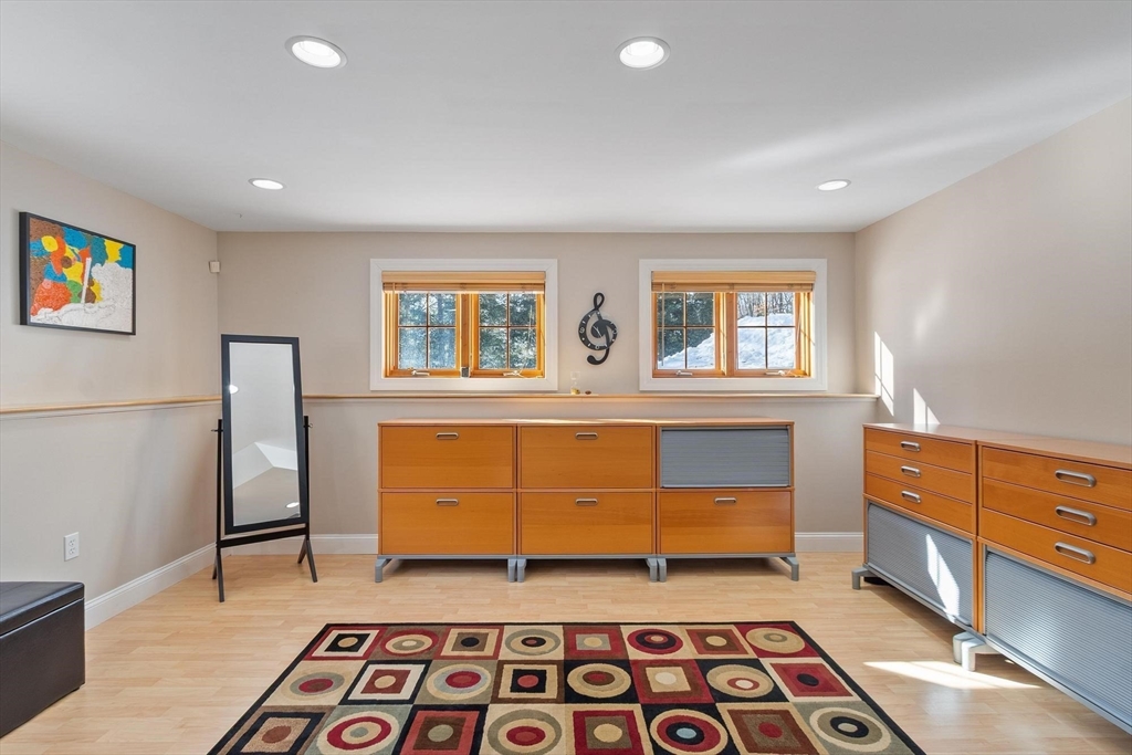 28 Stirling Street Andover, MA 01810 - Photo 36 of 42